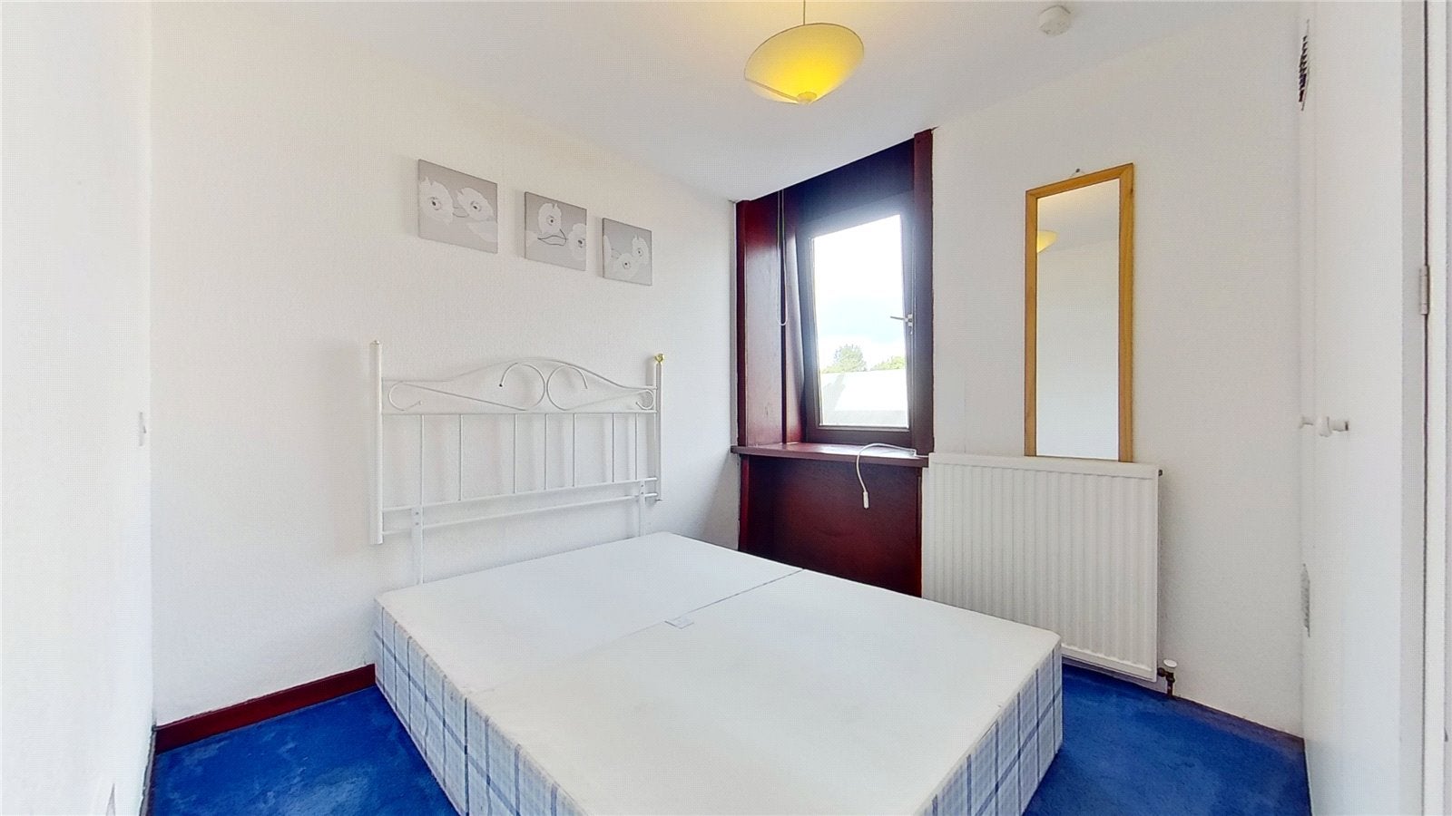 Flat Loch Road in Kirkintilloch