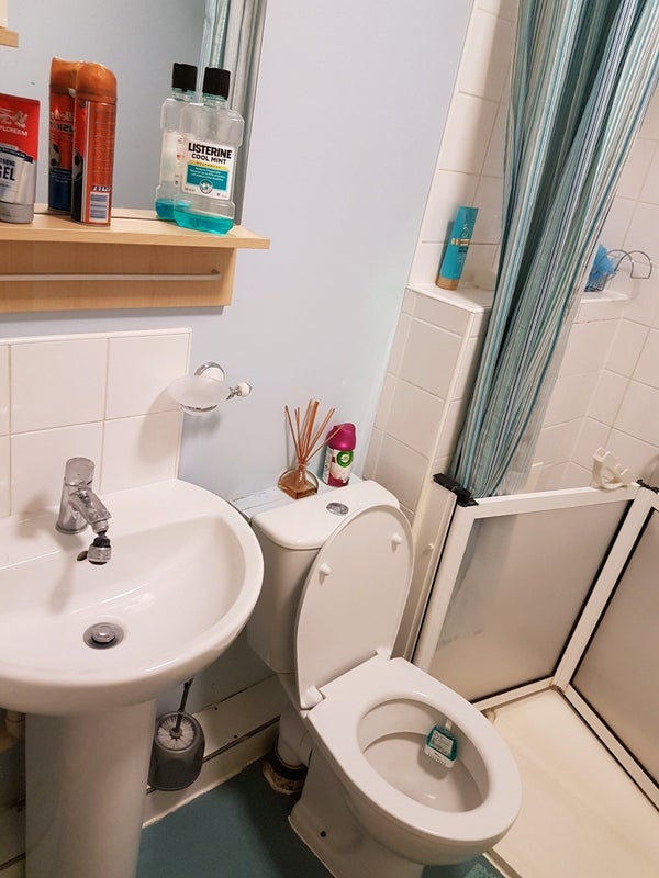 Room Ossulston Street in Greater London