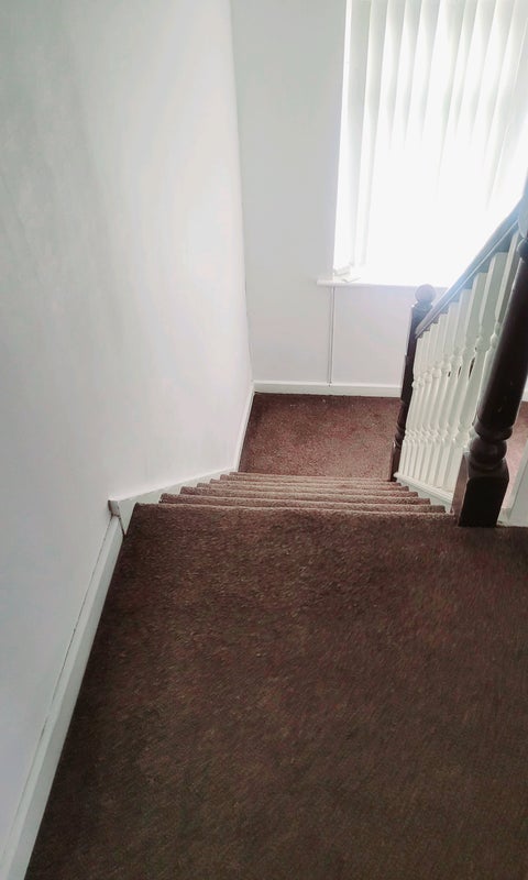 Room Yewtree Lane in Manchester