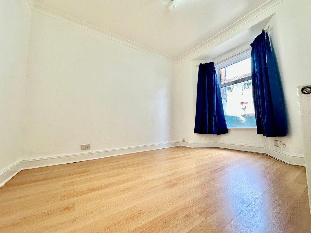 Flat Karina Close in Greater London
