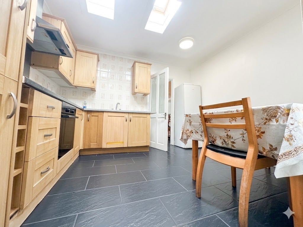 Flat Karina Close in Greater London