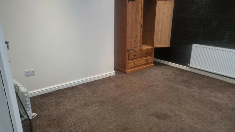 Room St David's Close in Royal Leamington Spa