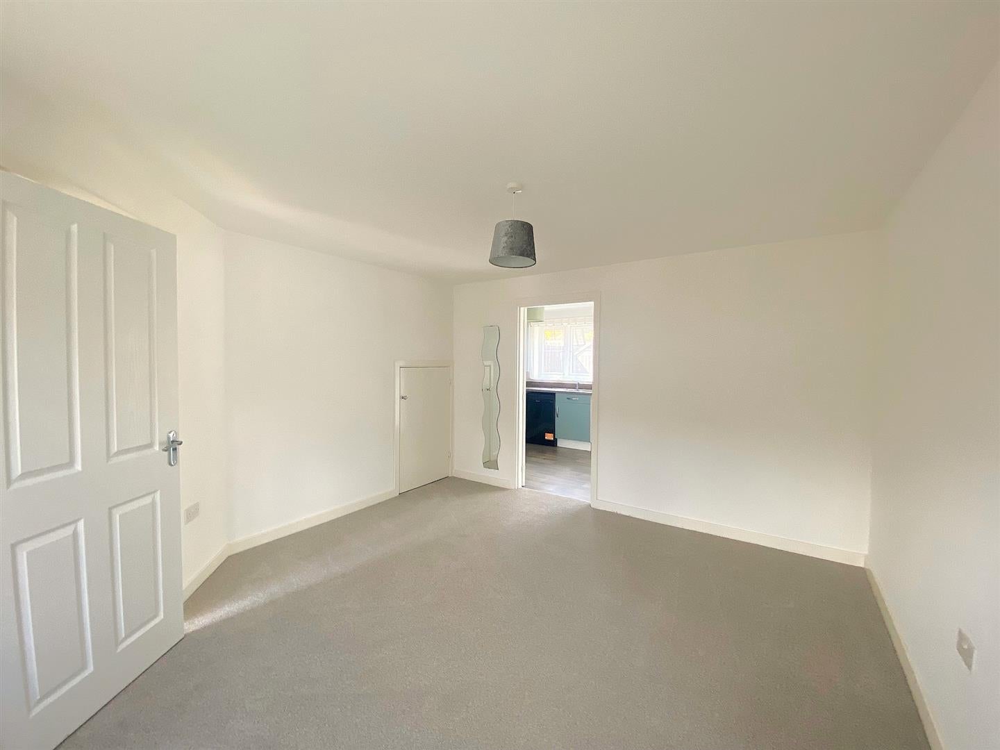 House Preston Hall Close in Rother