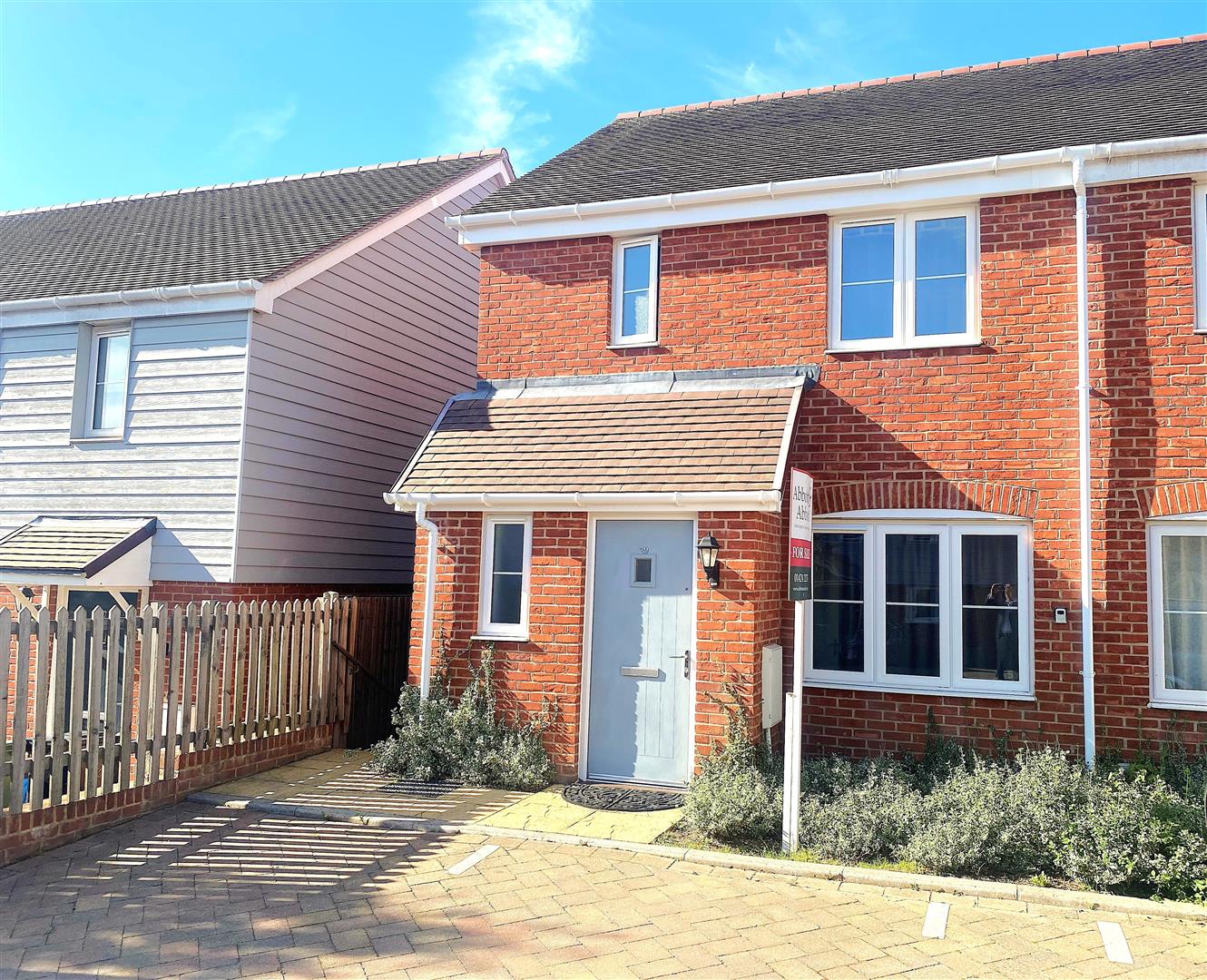 House Preston Hall Close in Rother