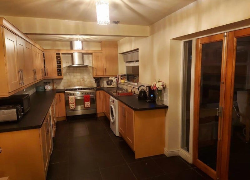 Room Broadoak Lane in Manchester