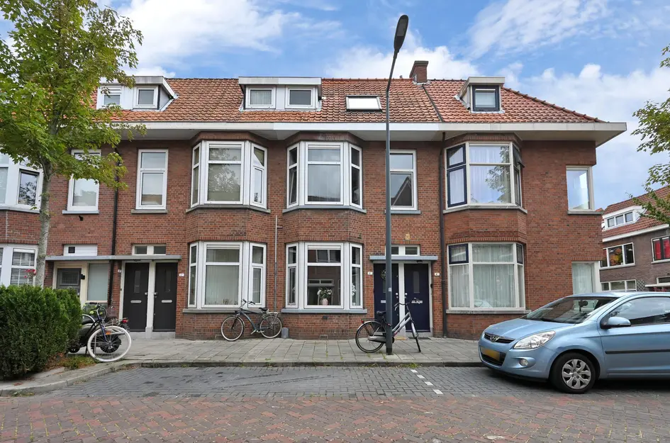 Appartement J A Alberdingk Thijmstraat 4 B in Schiedam