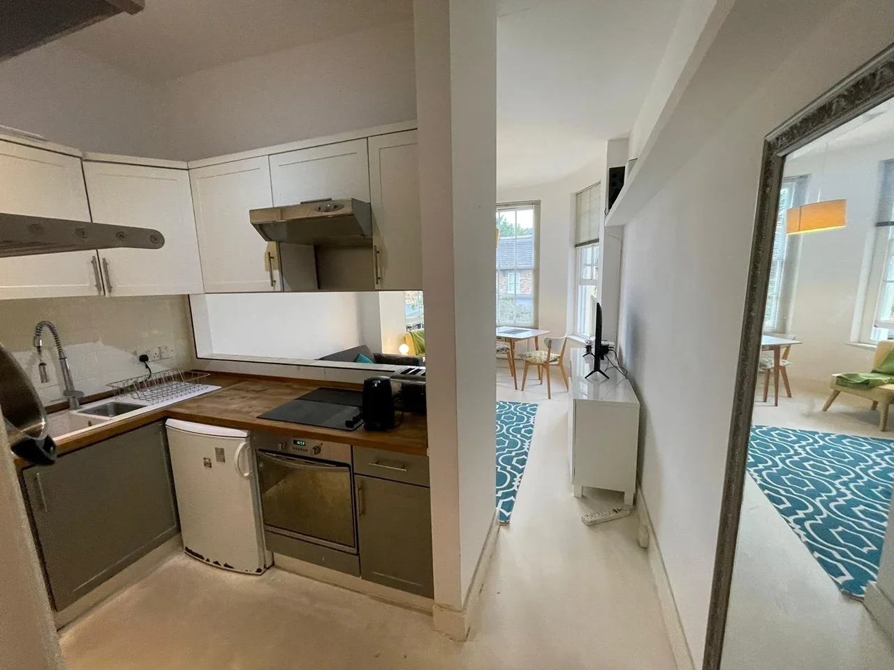 Flat Elder Road in Greater London