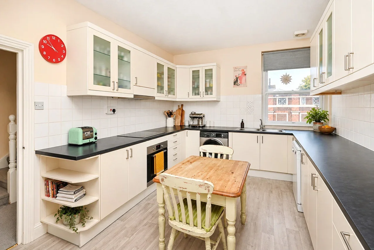 Flat Muswell Hill Broadway in Greater London