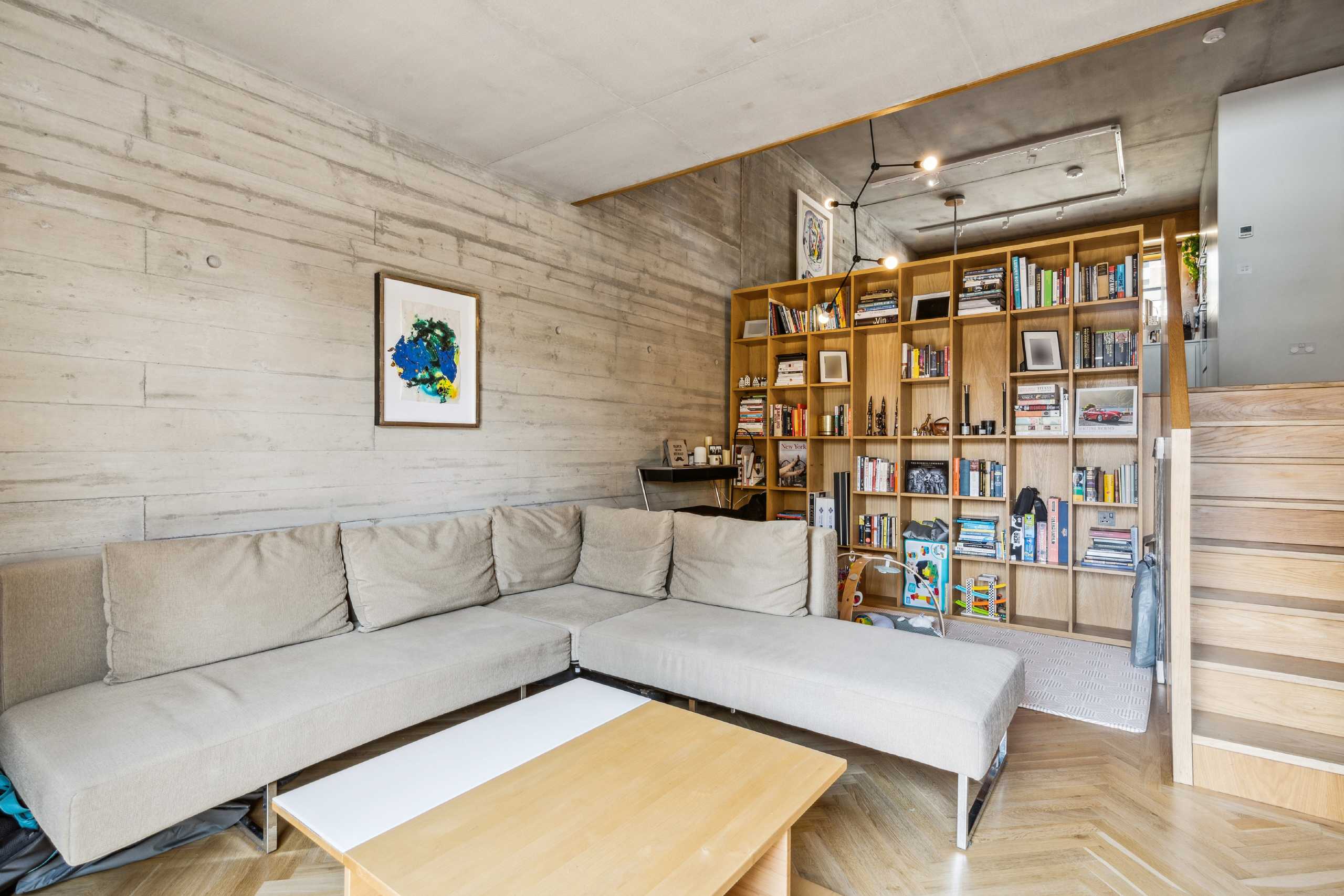 Flat Weston Street in Greater London