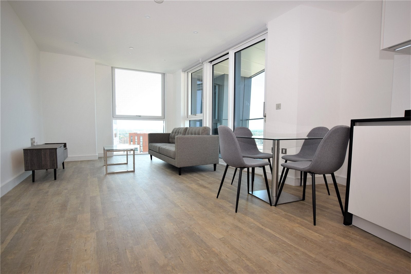 Flat Wandsworth Road in Greater London