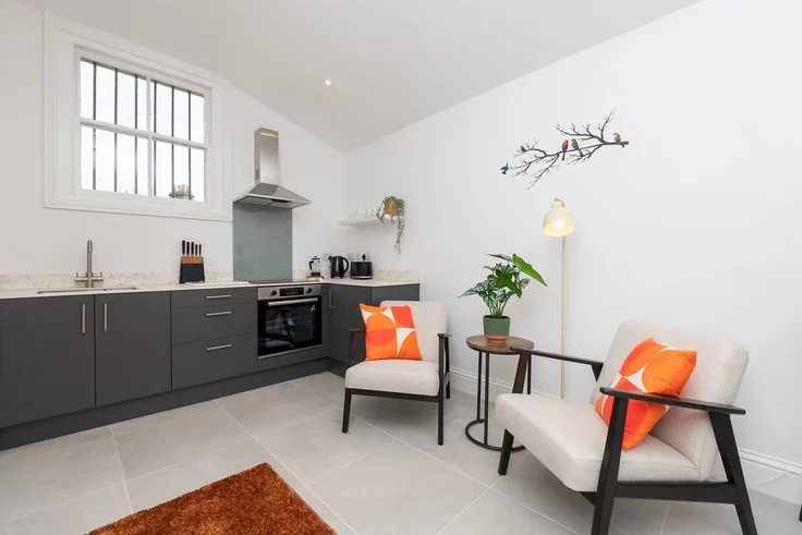 Flat Claverton Street in Bath