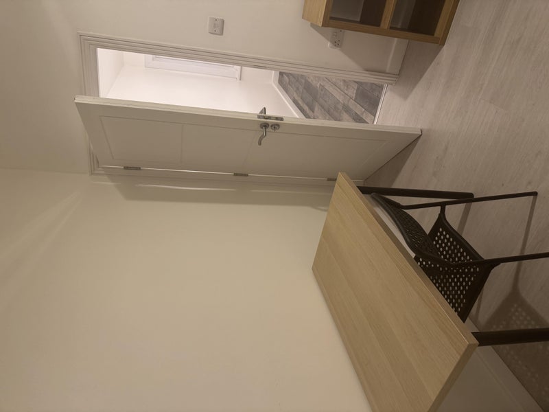 Flat Crofton Road in Greater London