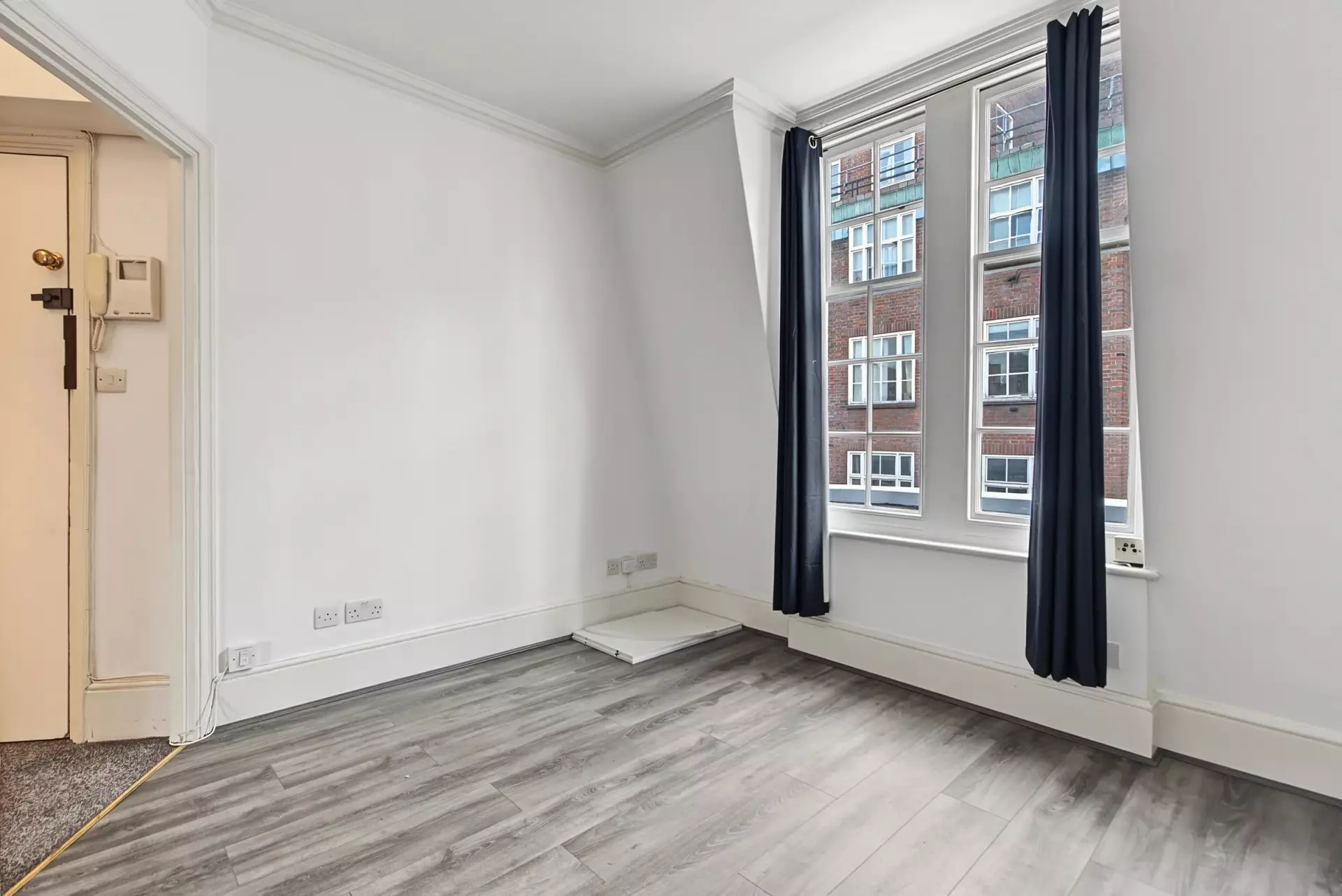 Flat Carrington Street in City of Westminster