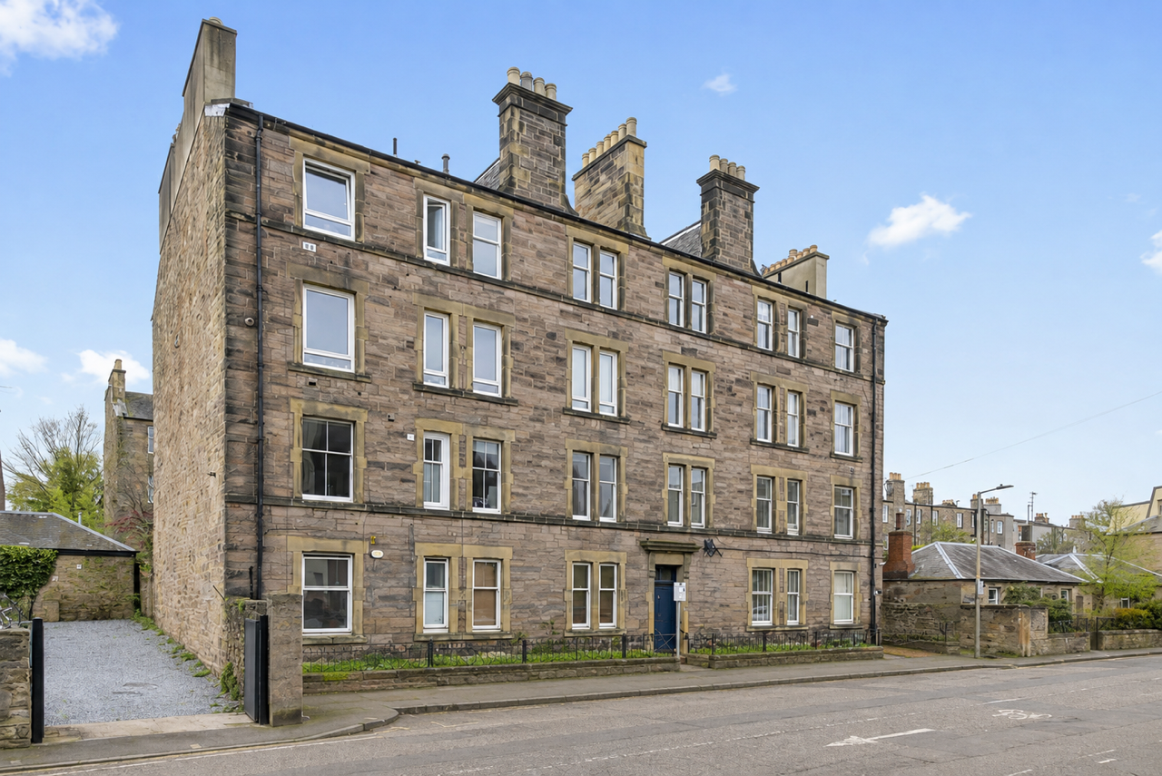 Flat Canaan Lane in City of Edinburgh