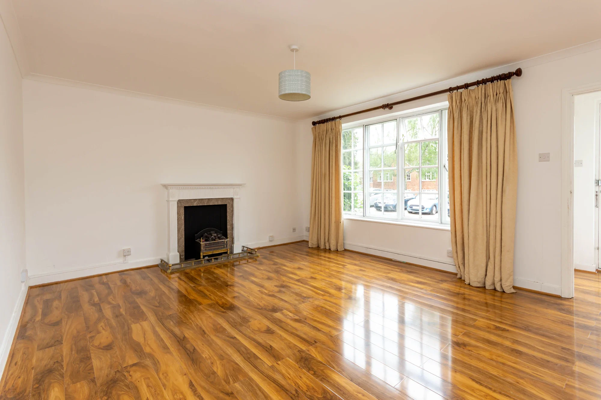 Flat Westminster Court in St Albans