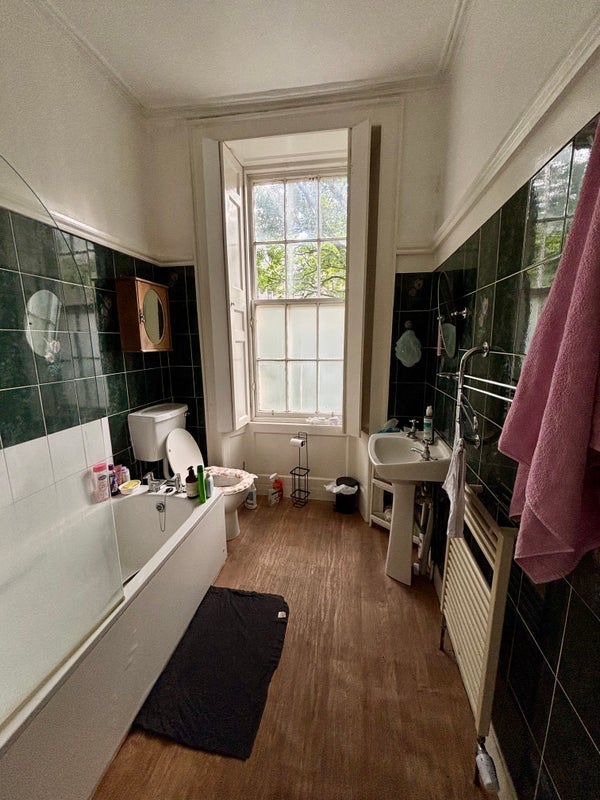 Room St Patrick Square in City of Edinburgh