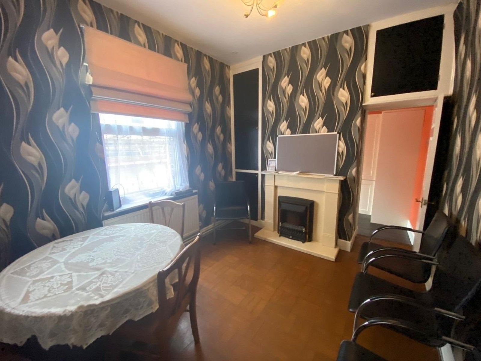 Room Towcester Road in Northampton