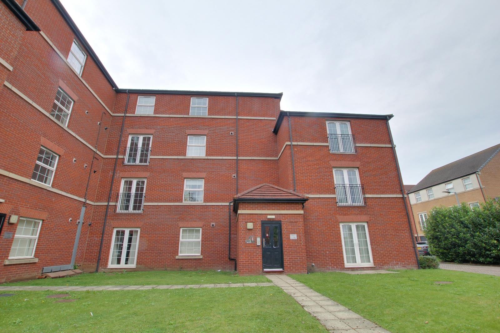 Flat Manston Garth in Sutton