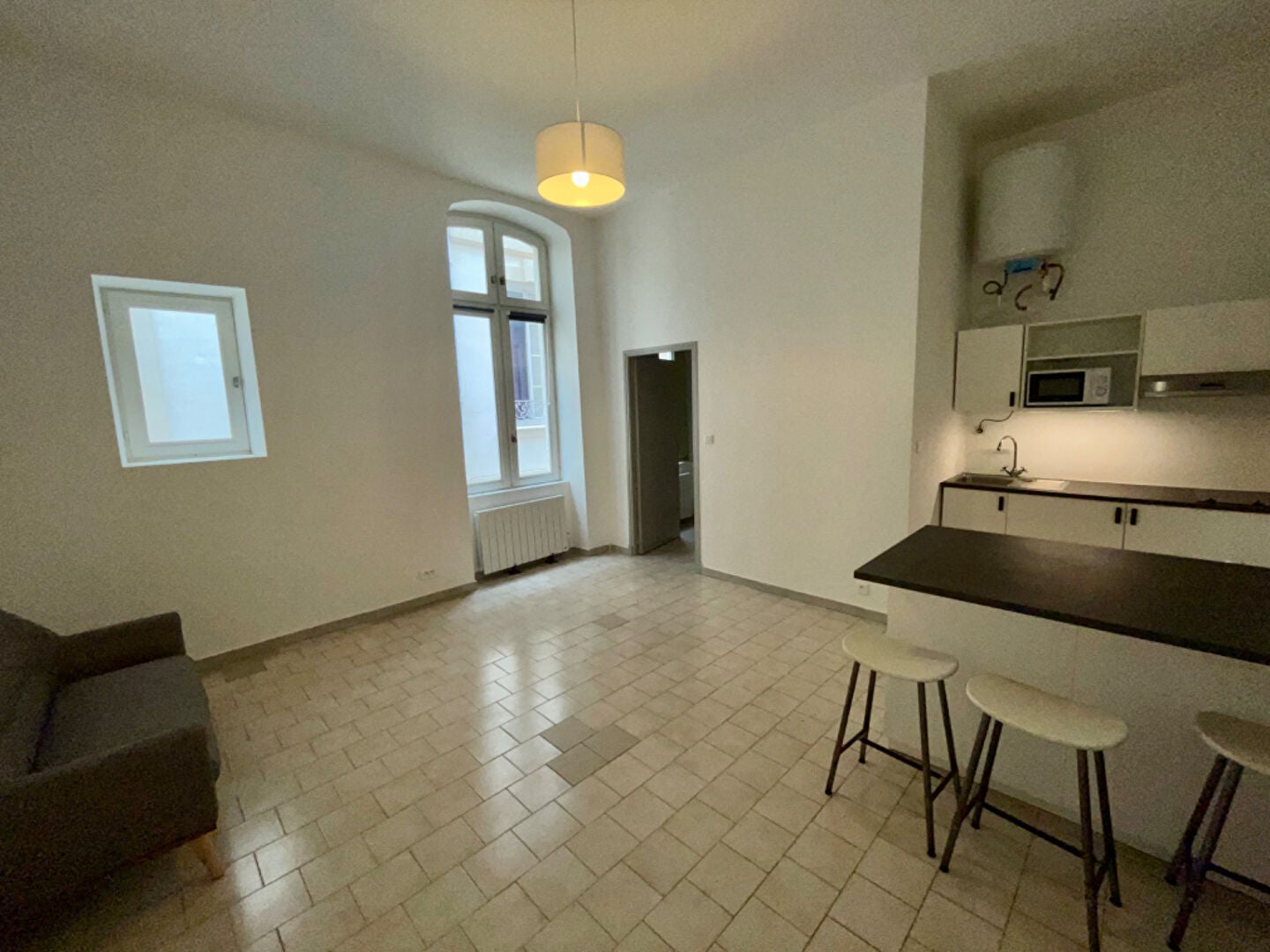 Flat Rue des Lombards in Nîmes
