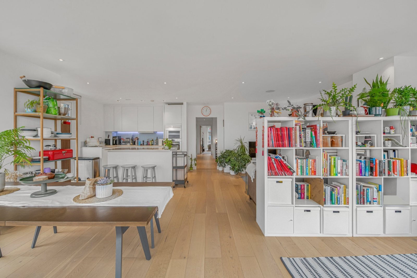 Flat Devan Grove in Greater London