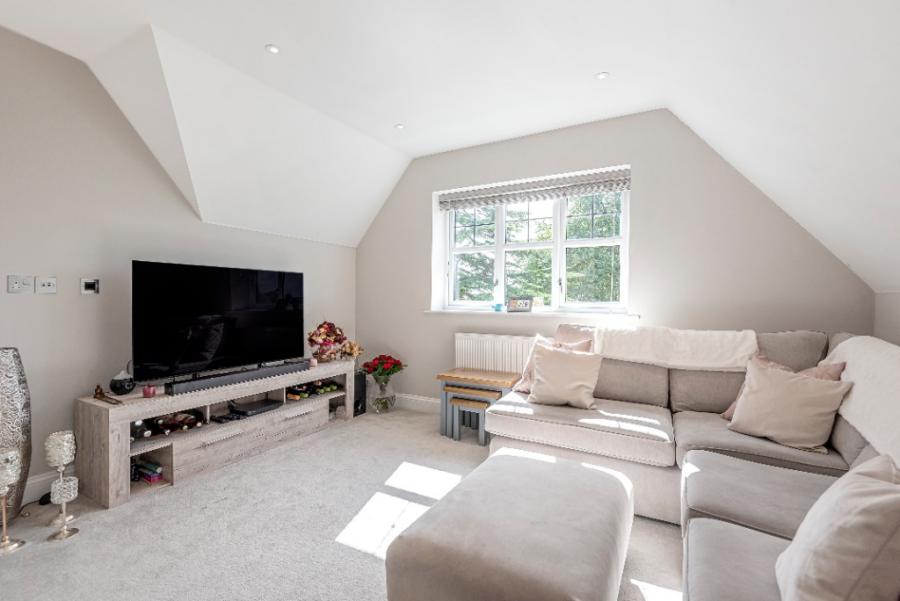 Flat Westborough Road in Maidenhead