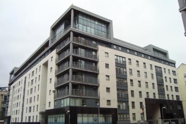 Flat Cathcart Road in Glasgow