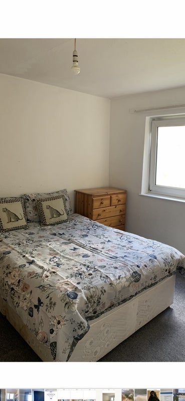Room Rosebank Gardens in Greater London