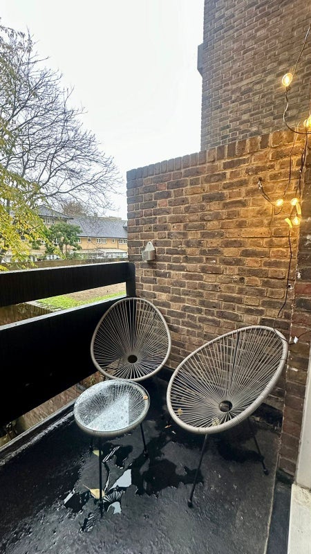 Room Mansford Street in Greater London
