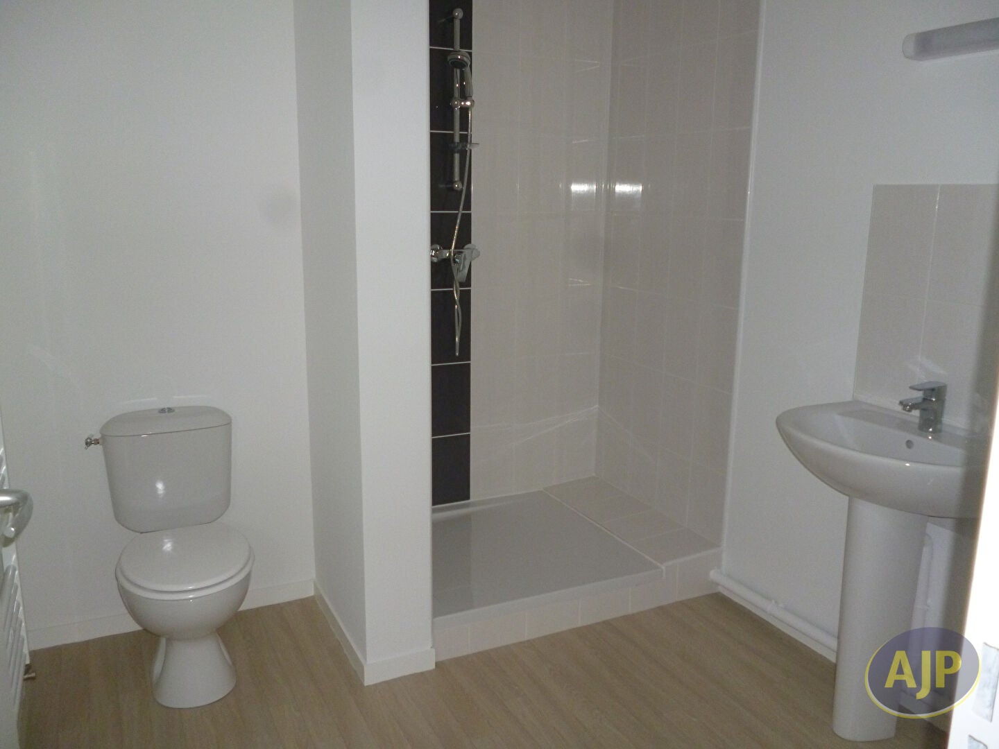 Appartement D 9 à Nouans-les-Fontaines