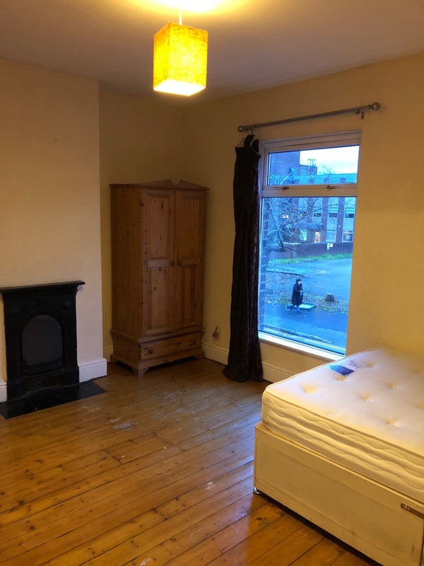 Room Navigation Road in Trafford