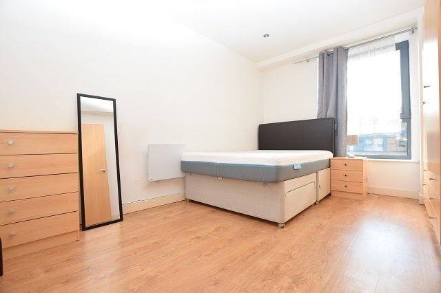 Flat Fitzwilliam Street in Sheffield