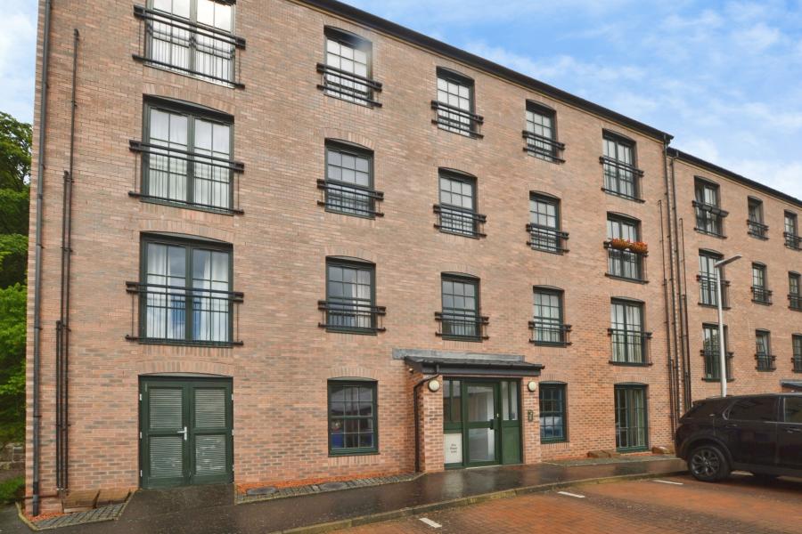 Flat Old Dalmore Drive in Auchendinny