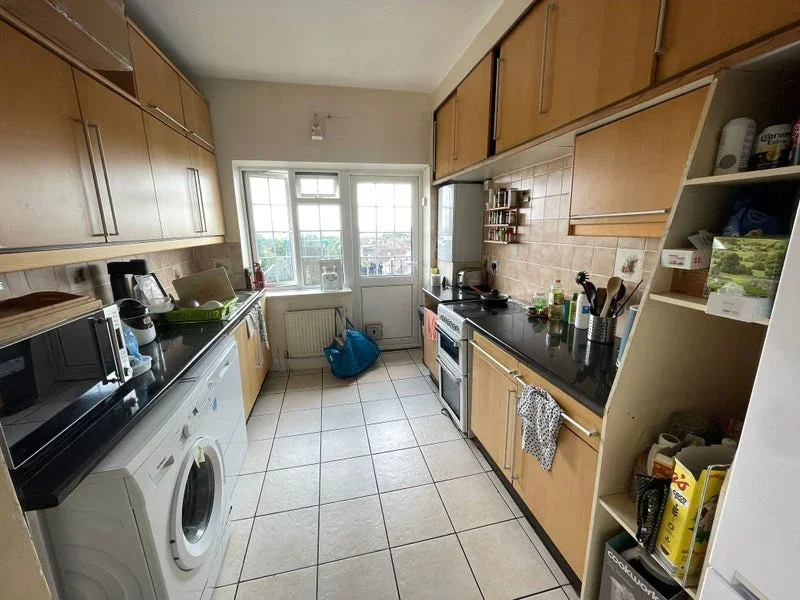 Room Allington Road in Greater London