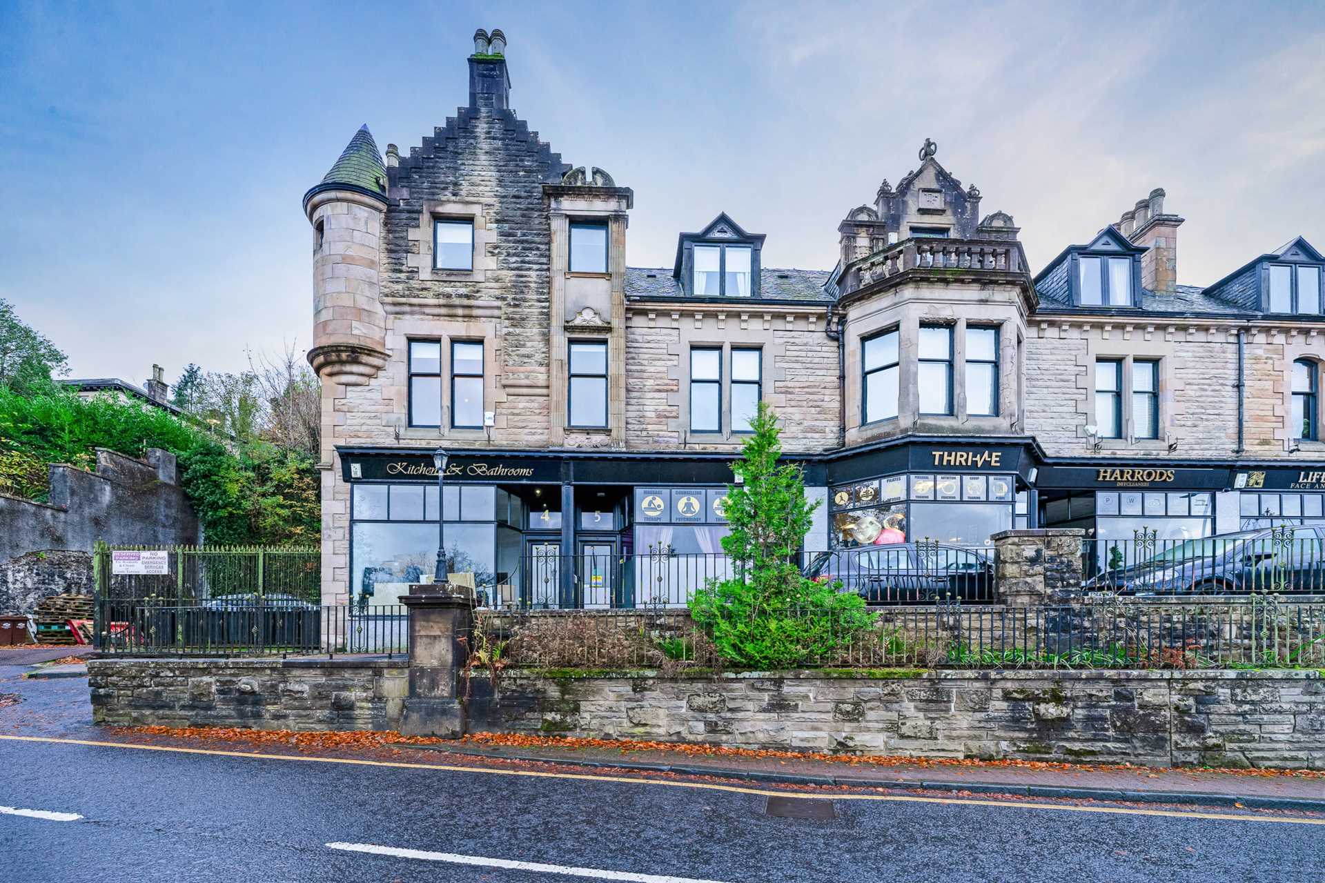 Flat Castle Terrace in Bridge of Weir