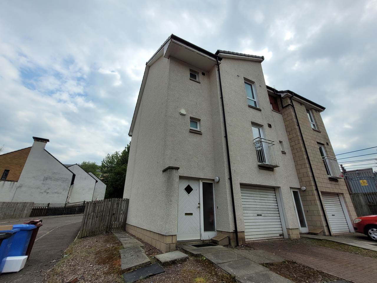 Flat Milnbank Gardens in Dundee