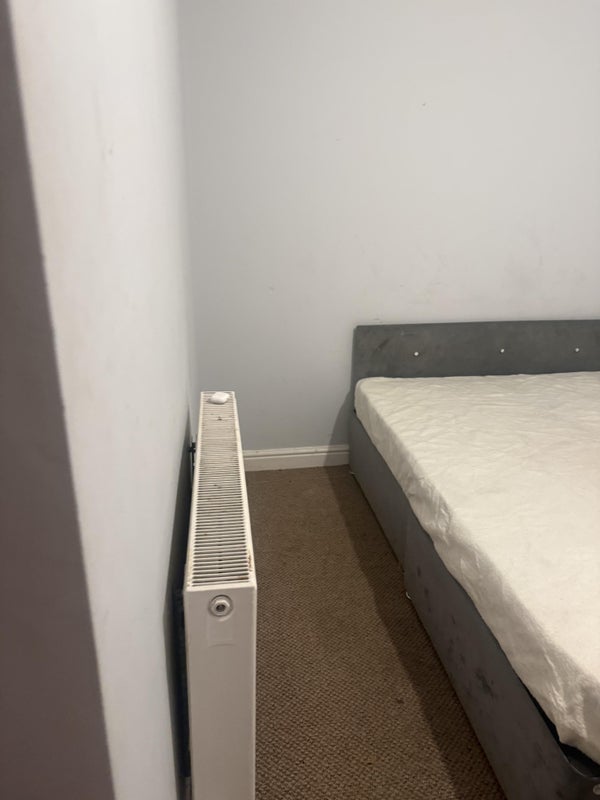 Room Shelton New Road in Stoke-on-Trent