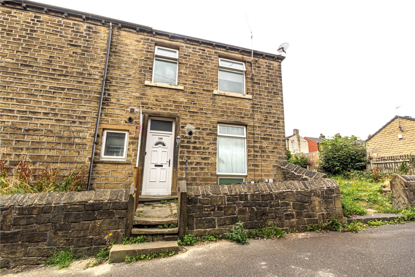 House Blackmoorfoot Road in Kirklees