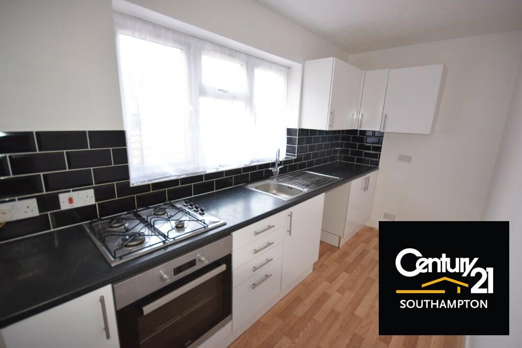 Flat Broadlands Road in Southampton