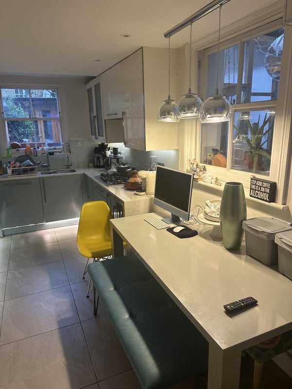 Room Sulgrave Road in Greater London