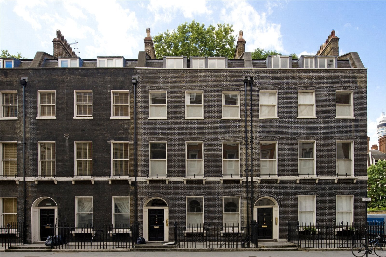 Flat Gower Street in Greater London
