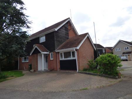 House Eisenhower Road in Basildon