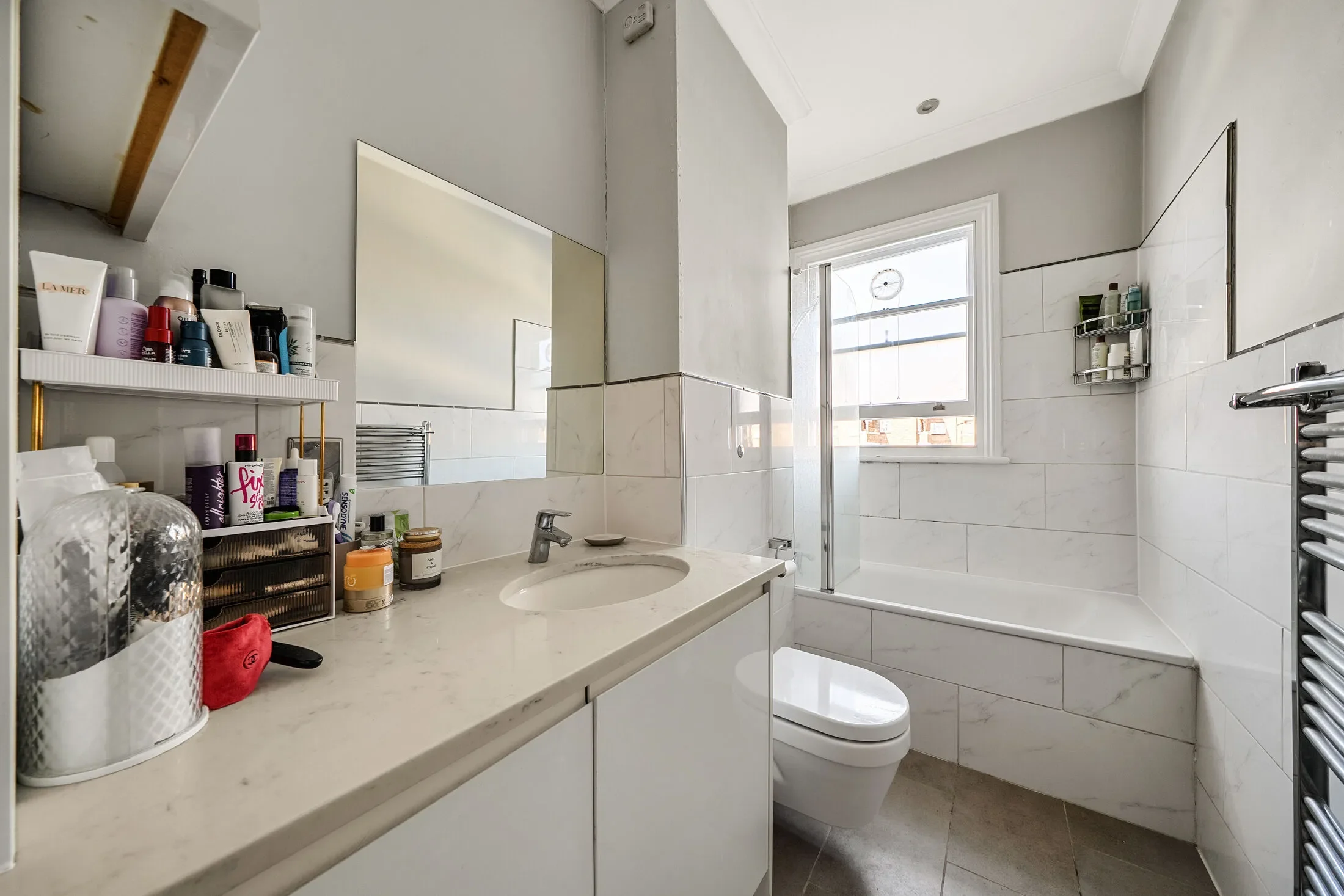 Flat Grosvenor Road in City of Westminster