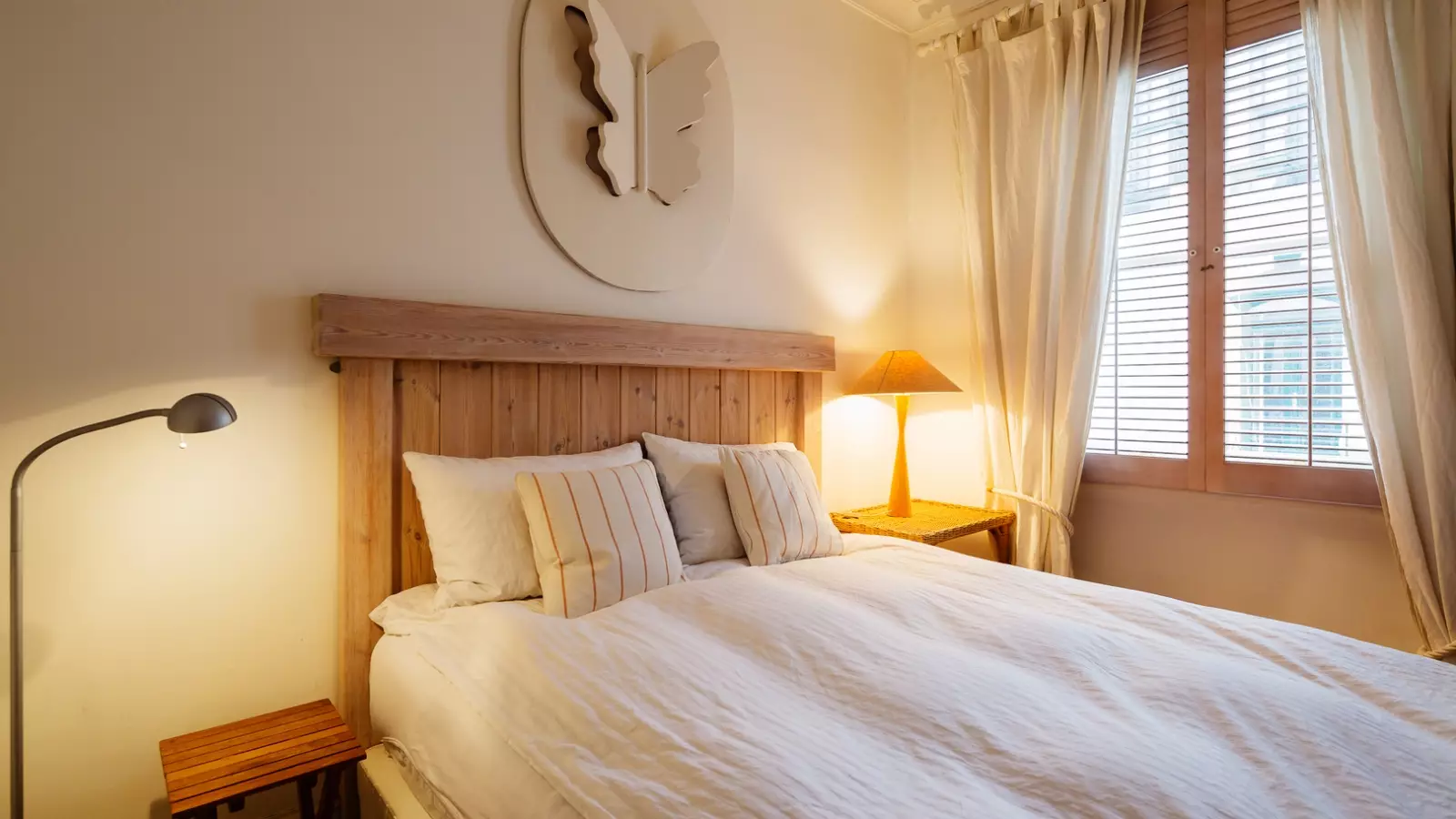 Flat Prince's Gardens in City of Westminster