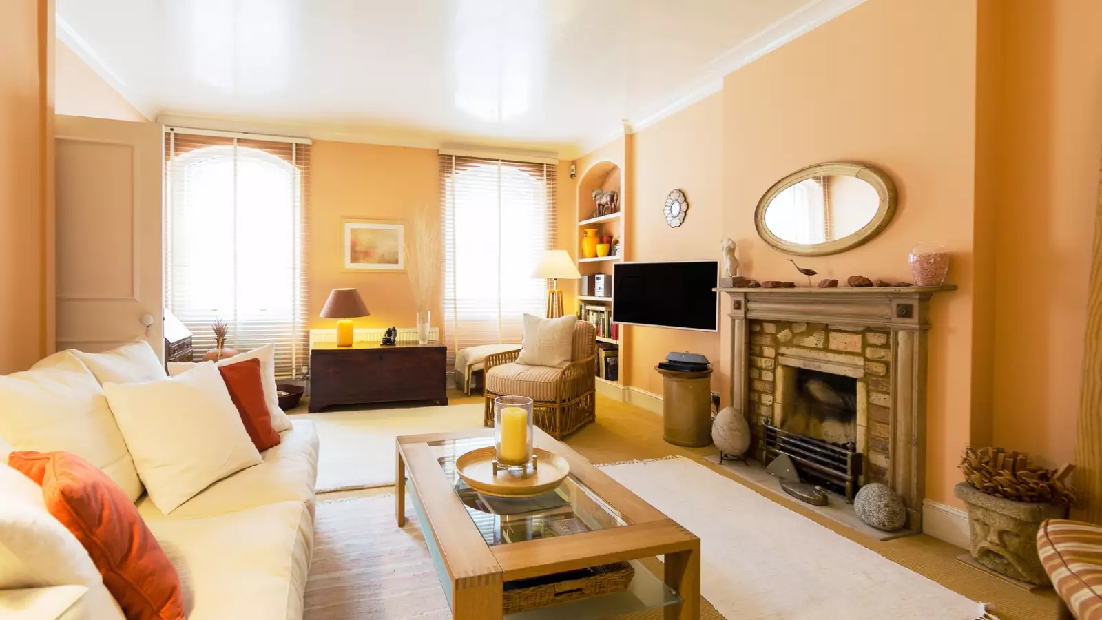 Flat Prince's Gardens in City of Westminster