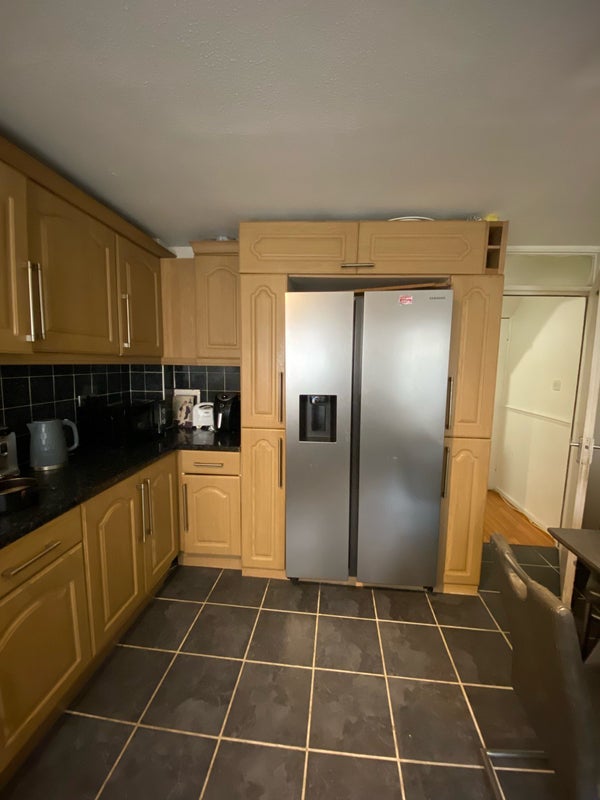 Room Nightingale Vale in Greater London