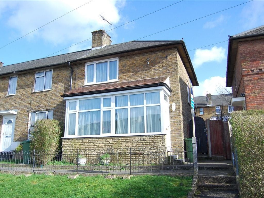 House Halesowen Road in Greater London