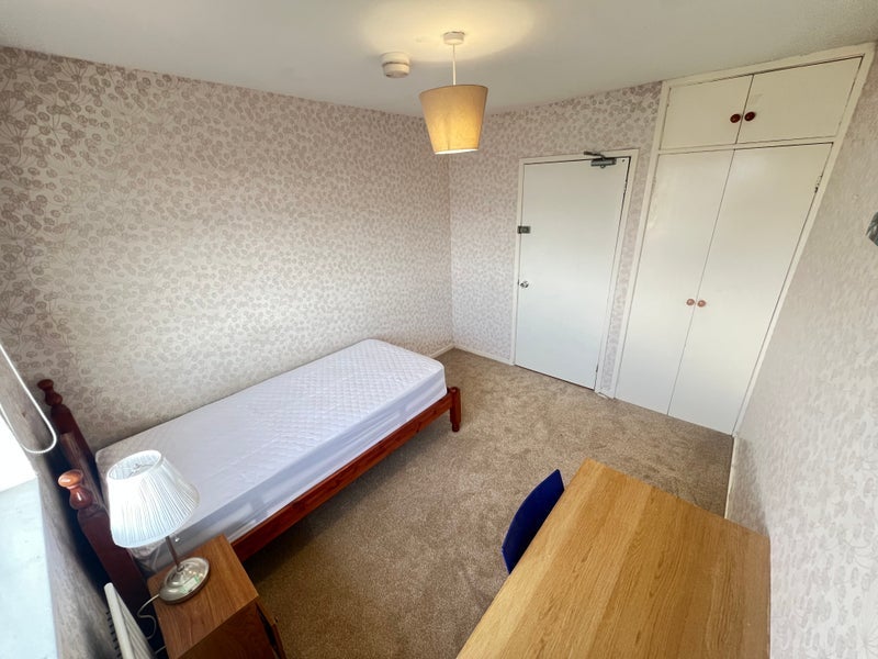 Room Glendinning Crescent in City of Edinburgh
