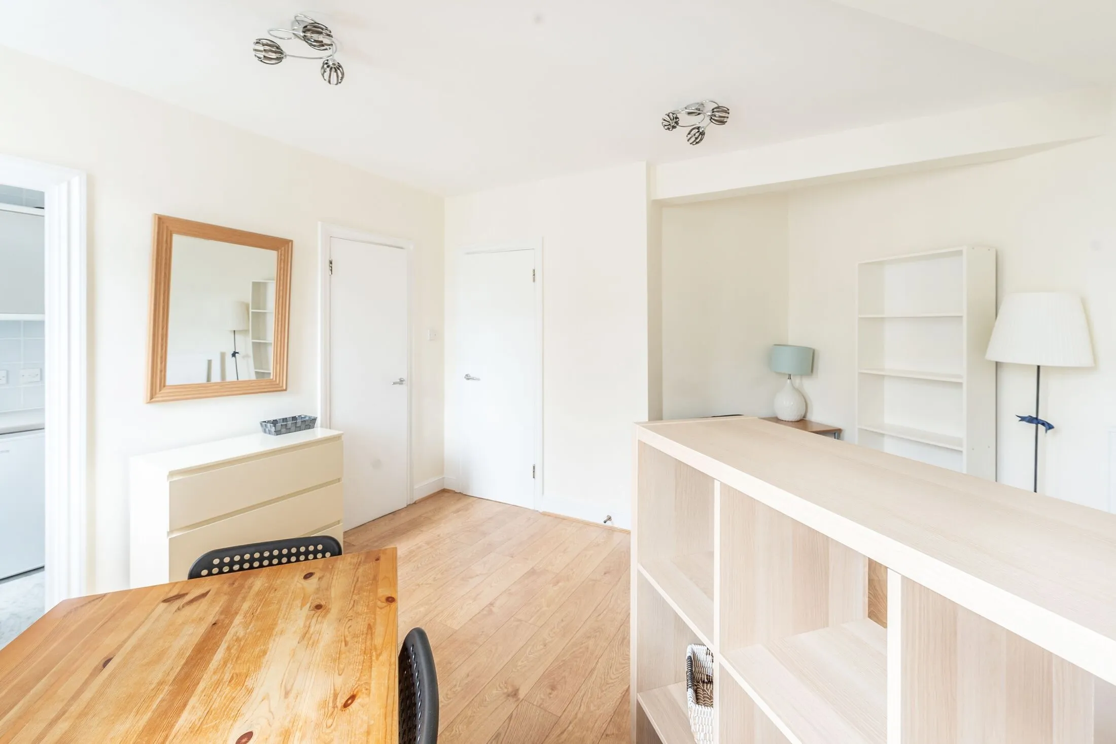 Flat Elystan Street in Greater London