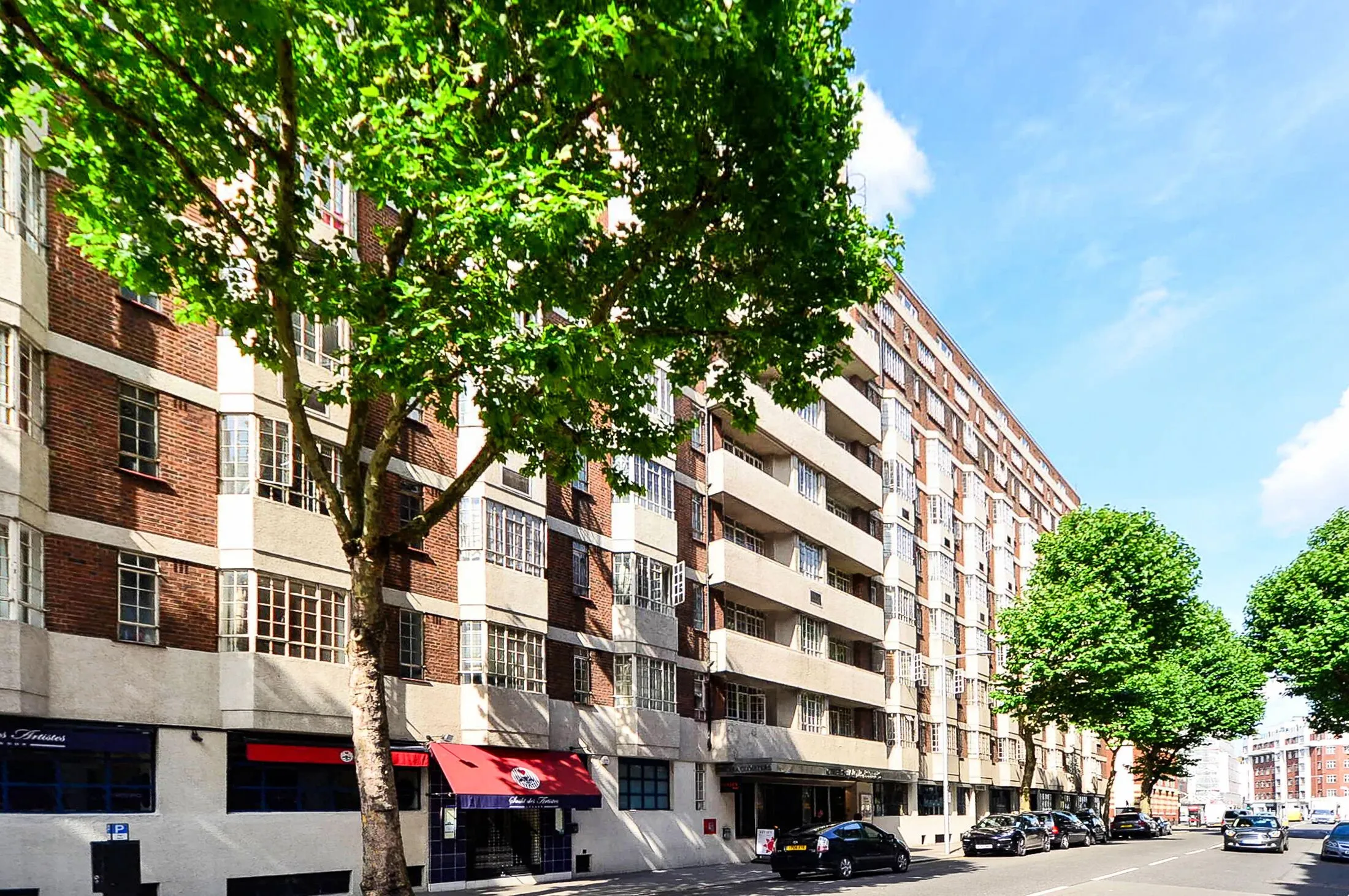 Flat Elystan Street in Greater London