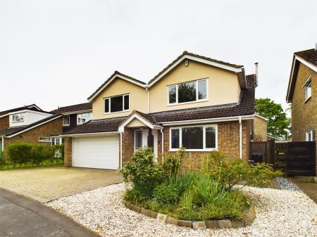 House Broadland Road in West Suffolk